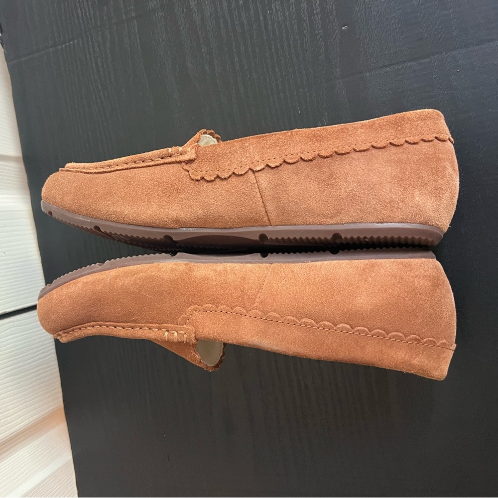 Vionic McKenzie moccasin style shoes - Picture 6 of 10